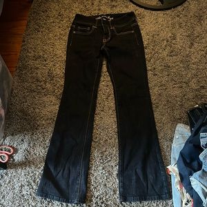 American Eagle Low Rise Flare Women’s Jeans